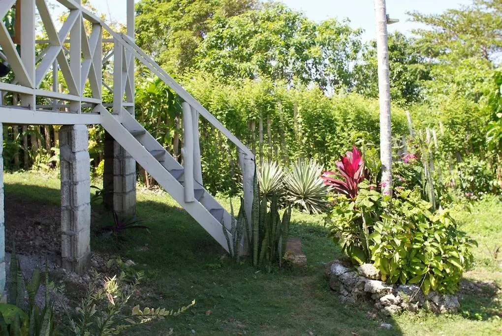Holiday home The Likkle Nature Queen Cottage Port Antonio Jamaica