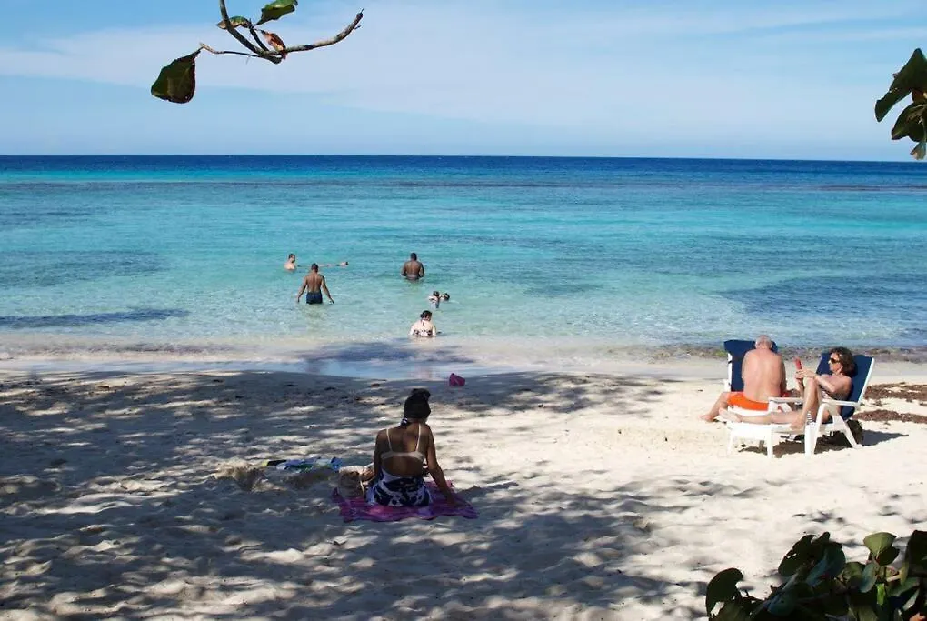 The Likkle Nature Queen Cottage Port Antonio Holiday home